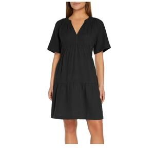 GAP Black Gauze Tiered Mini Dress XS Textured V-Neck Short Sleeve with Pockets